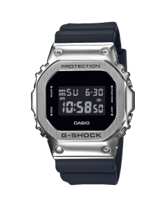 CASIO G-SHOCK GM-5600U -1ER OUTLET