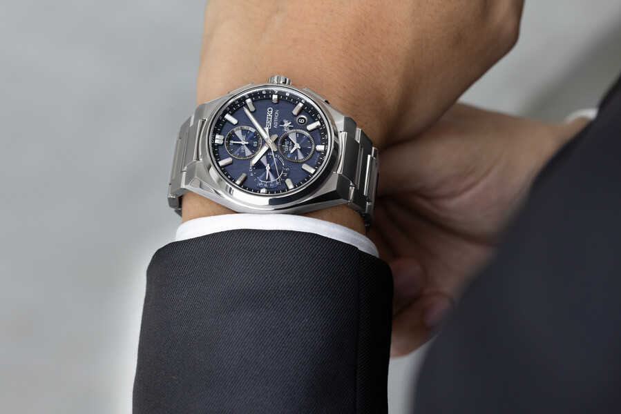 Zegarek męski SEIKO Astron SSH161J1