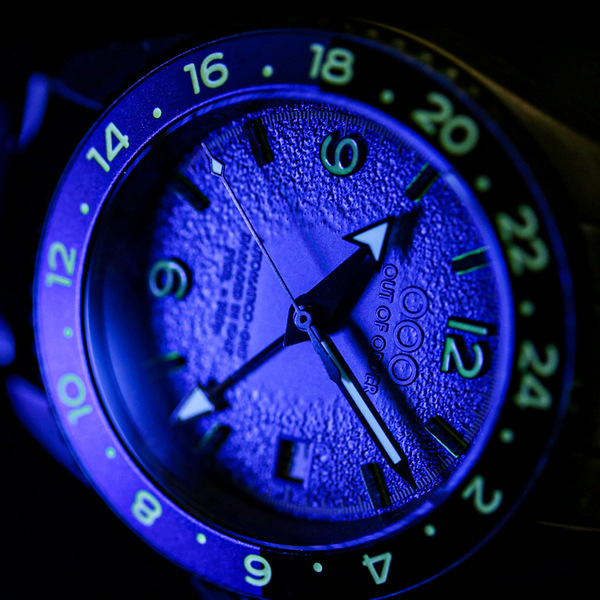Zegarek męski OUT OF ORDER OOO.001-24.BL z niebieską tarczą w czarnej kopercie