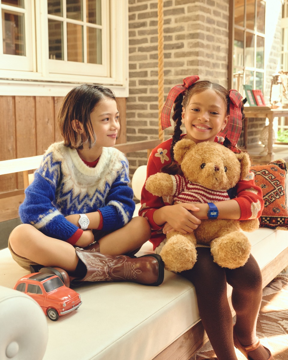 Odkryj modele Casio Sport CASIO F-91WB -2A1EF i CASIO MQ-24B-7BEF