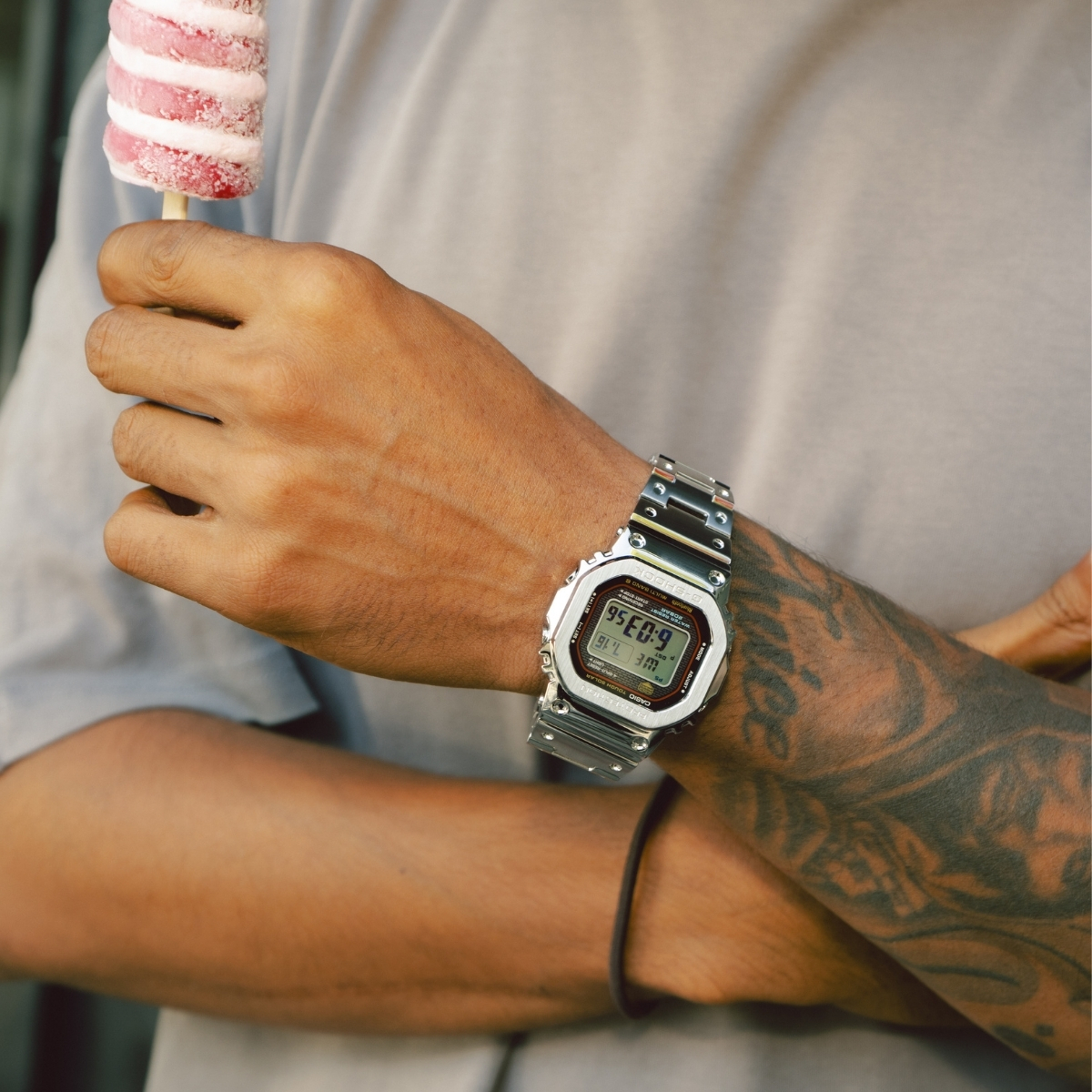 Sprawdź G-SHOCK GMW-B5000D -1CER G-SHOCK GMW-B5000D -1CER