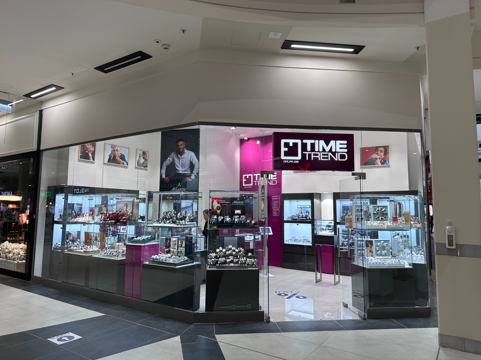 Sprawdź lokalizacje salonów Time Trend Salon Time Trend