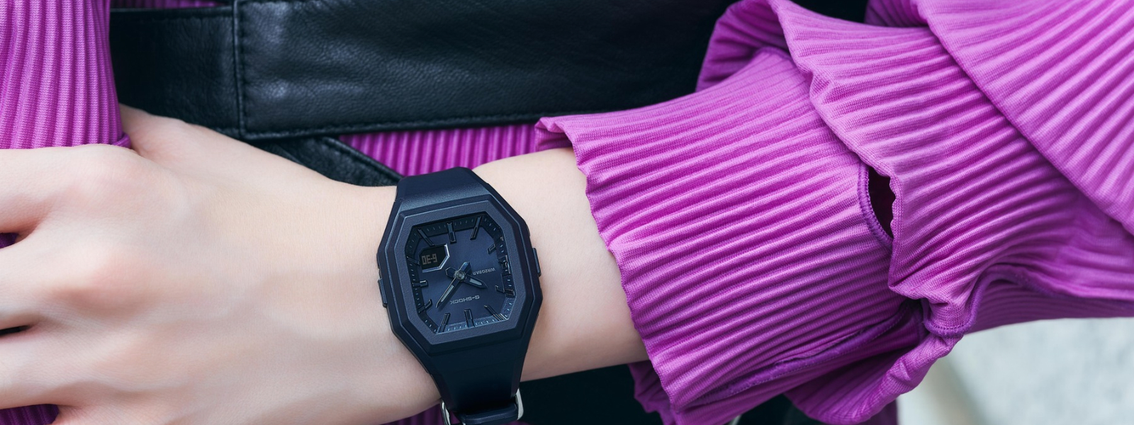 Sprawdź CASIO G-SHOCK GMA-S160 -1BER Zegarek CASIO G-SHOCK GMA-S160 -1BER