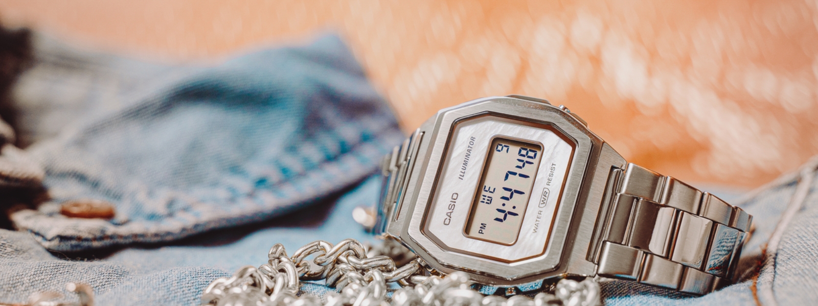 Sprawdź zegarek Casio Vintage A1000D-7EF Zegarek Casio Vintage A1000D-7EF