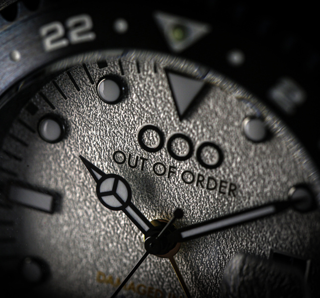Zegarek męski OUT OF ORDER Swiss GMT Medellin OOO.001-19.ME z szarą tarczą