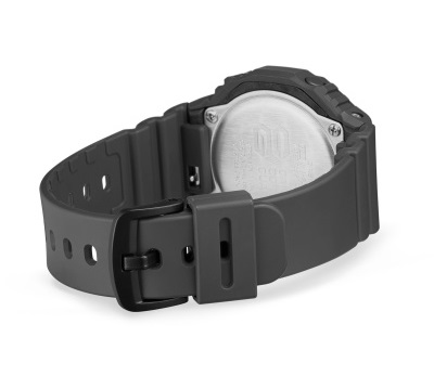 Zegarek męski Casio G-ShockGA-2100SB-1AER  na pasku w czarnym kolorze ze srebrną tarczą