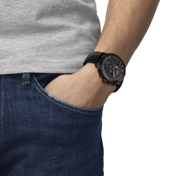 Zegarek męski TISSOT T135.417.37.051.02 z czarną tarczą na czarnym pasku skórzanym