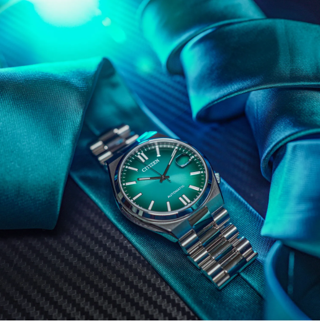 Zegarek męski z niebieską tarczą Citizen Tsuyoza NJ0151-88X